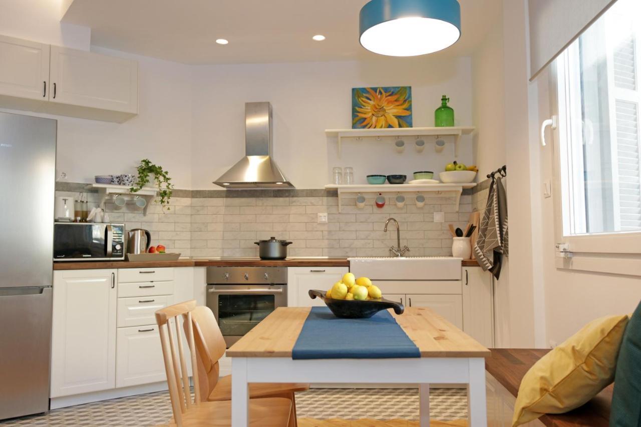 The 4 Travellers Thessaloniki Appartement Buitenkant foto